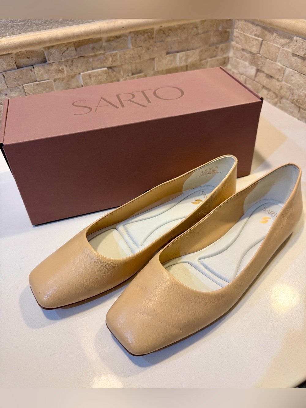 Franco Sarto Cream Leather Square Toe Ballet Flats - Size 9